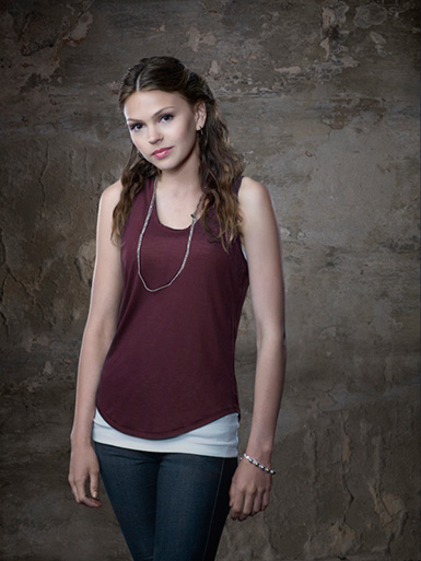 Aimee Teegarden emery star-crossed