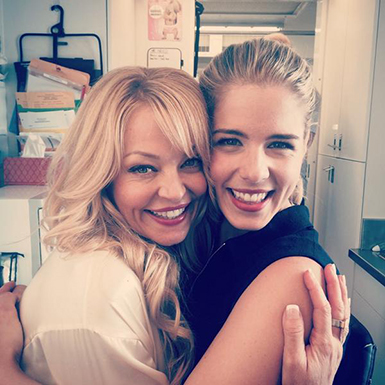 felicity smoak mom