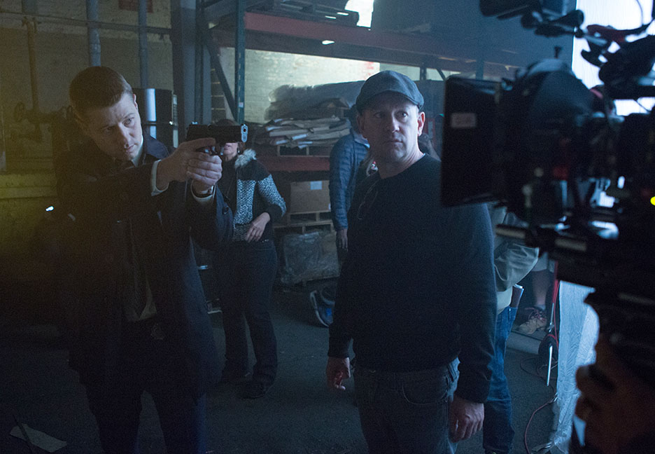 FOX Photopalooza Go BehindtheScenes of SLEEPY HOLLOW FOX Photopalooza Go BehindtheScenes of SLEEPY HOLLOW