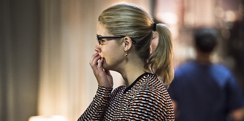Arrow photo commentary about 419 Canary Cry 1